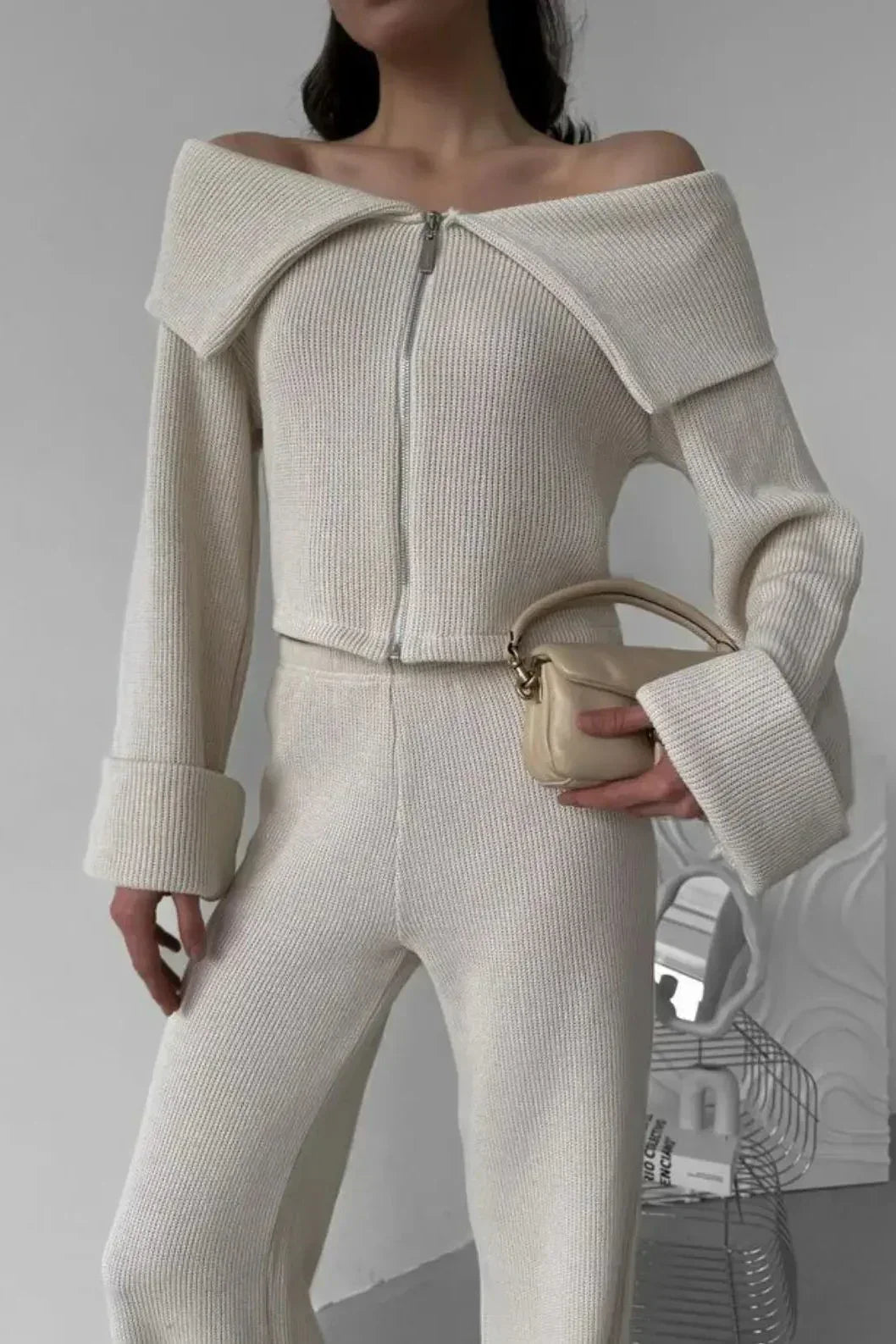Off-Shoulder Knit Set – Elegante Zweiteiler